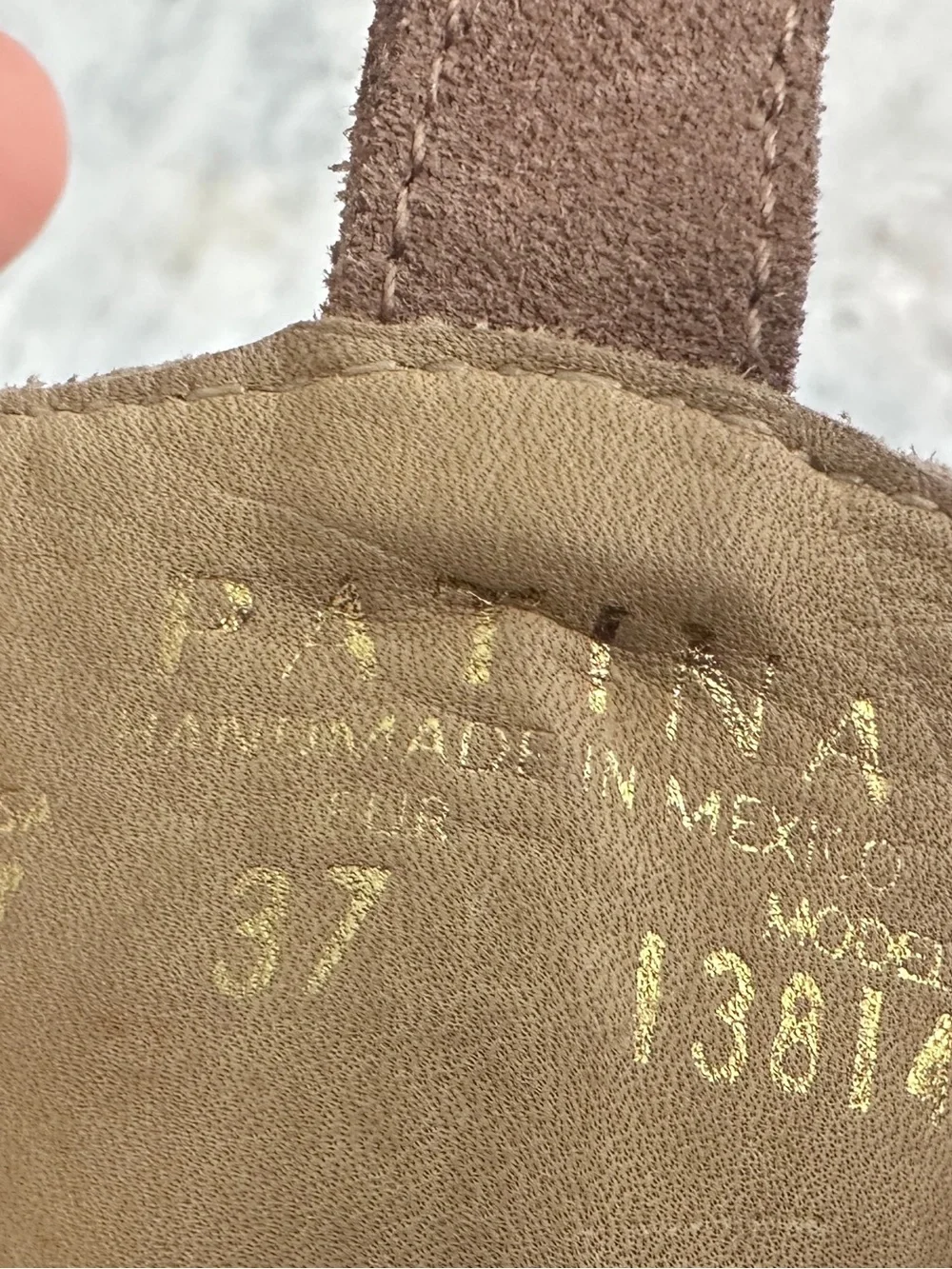 Patina taupe suede
